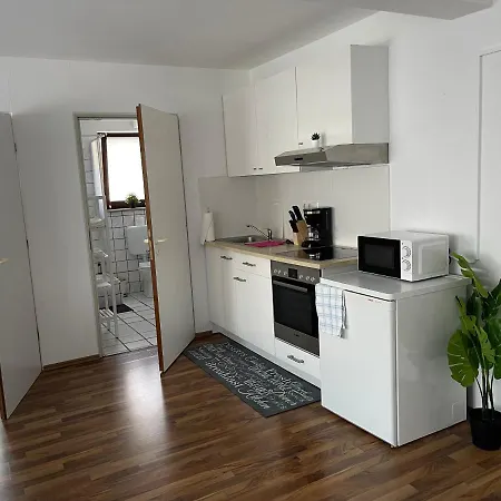 With Privat Parking Near Stuttgart Airport, Messe, Stuttgart Apartment *