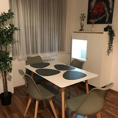 Daire With Privat Parking Near Stuttgart Airport, Messe, Stuttgart